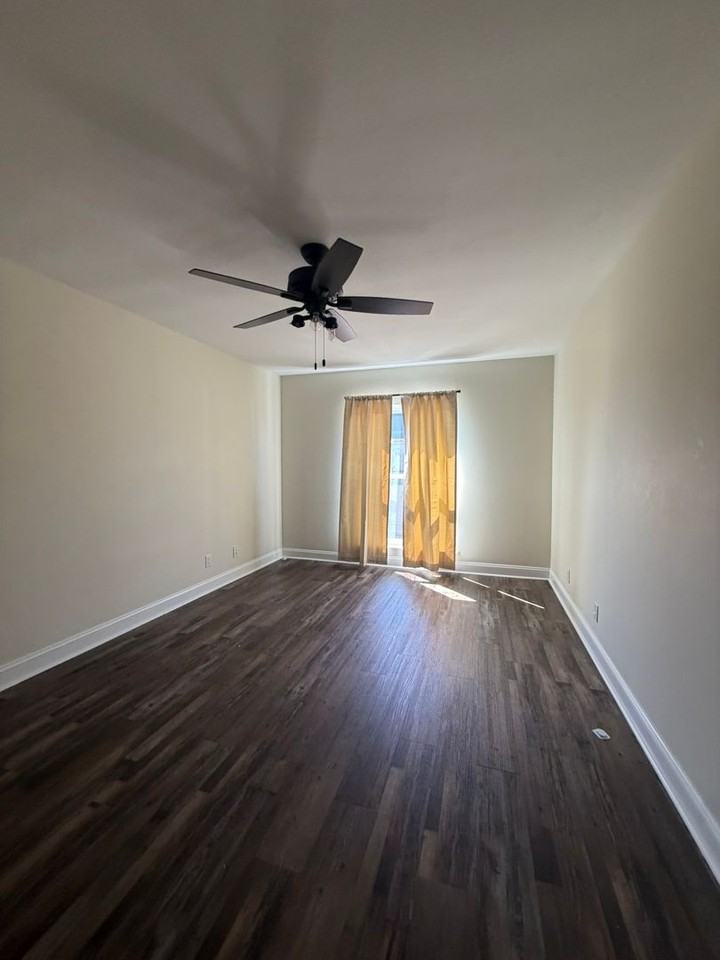 509 11th St - Photo 6 of 12