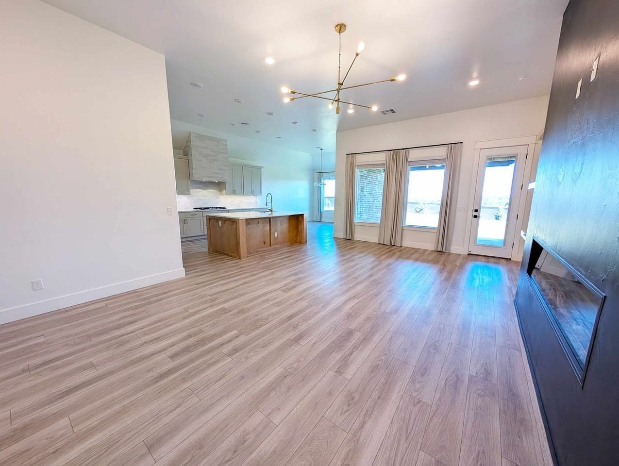 2260 Jackson Ln - Photo 3 of 27
