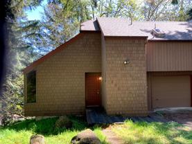 896 Foxglenn Ave - Photo 1 of 1