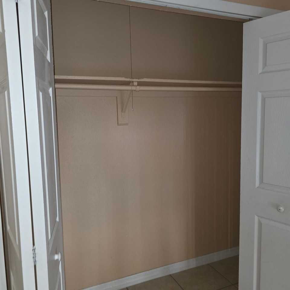 1707 Michigan Ave - Photo 5 of 11