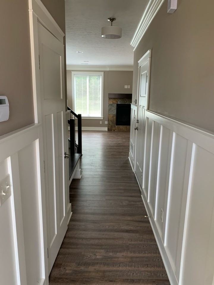 2966 Creekside Ct - Photo 2 of 12