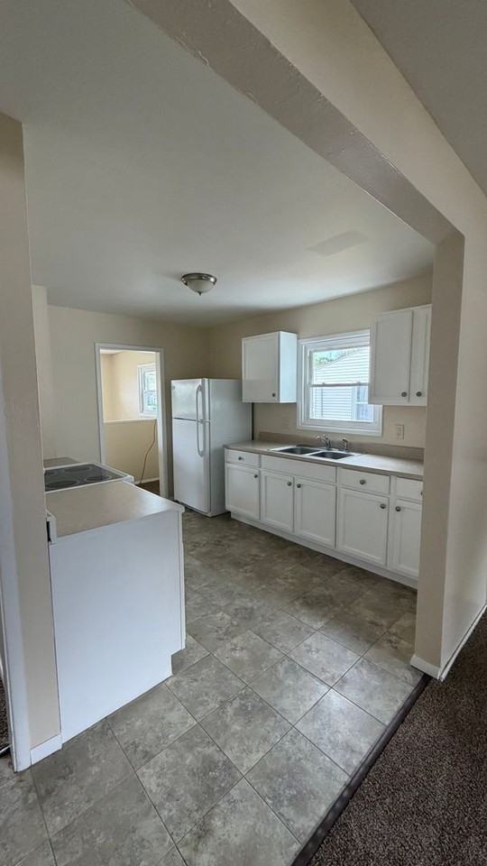 6058 322nd St - Photo 7 of 16