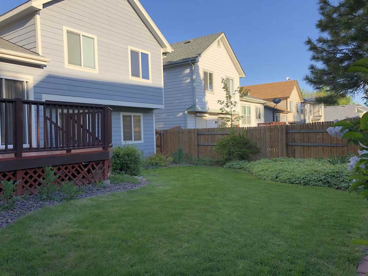 12161 Crabapple St - Photo 2 of 21