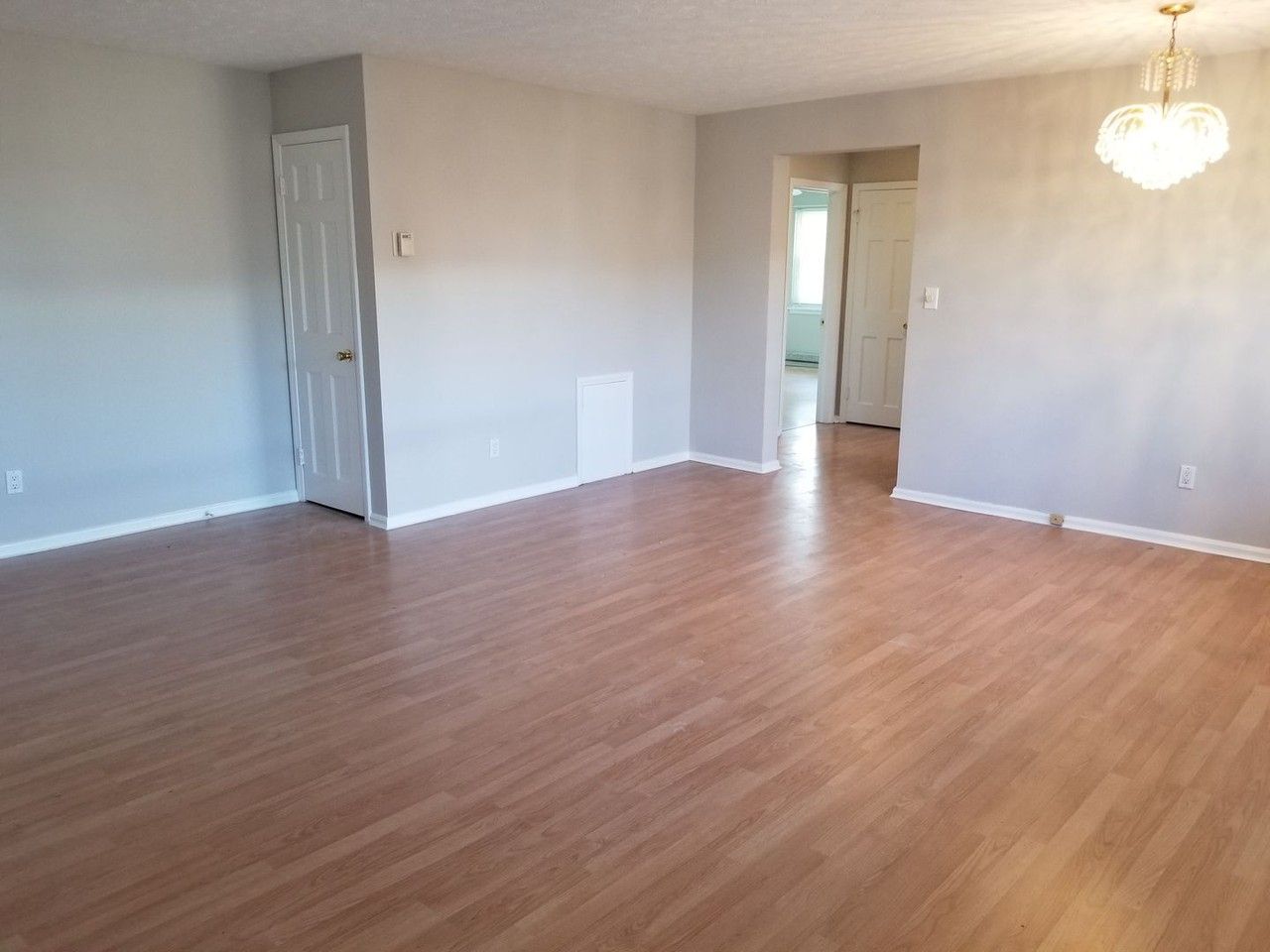 13789 Cedar Rd #300 - Photo 2 of 14