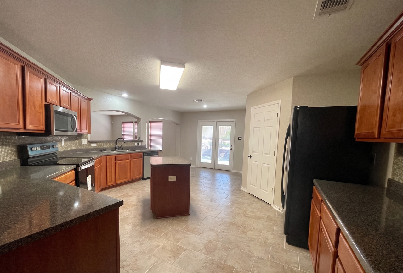 6407 Antares Park - Photo 4 of 24