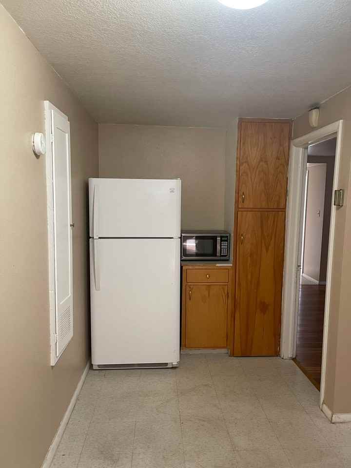 752 Sage St Apt 3c - Photo 6 of 7