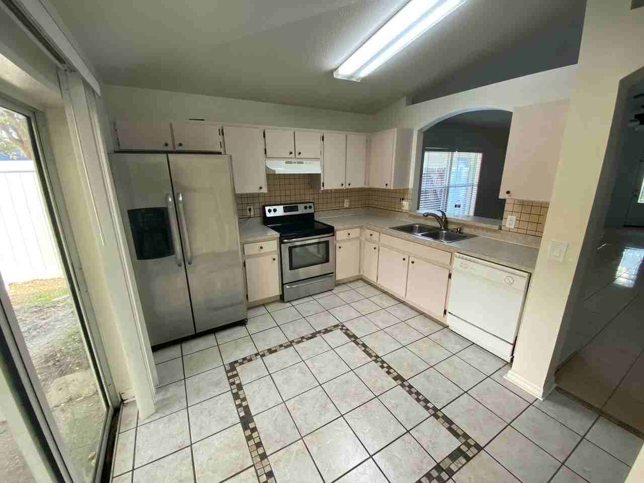 8530 Quarter Horse Dr - Photo 6 of 17