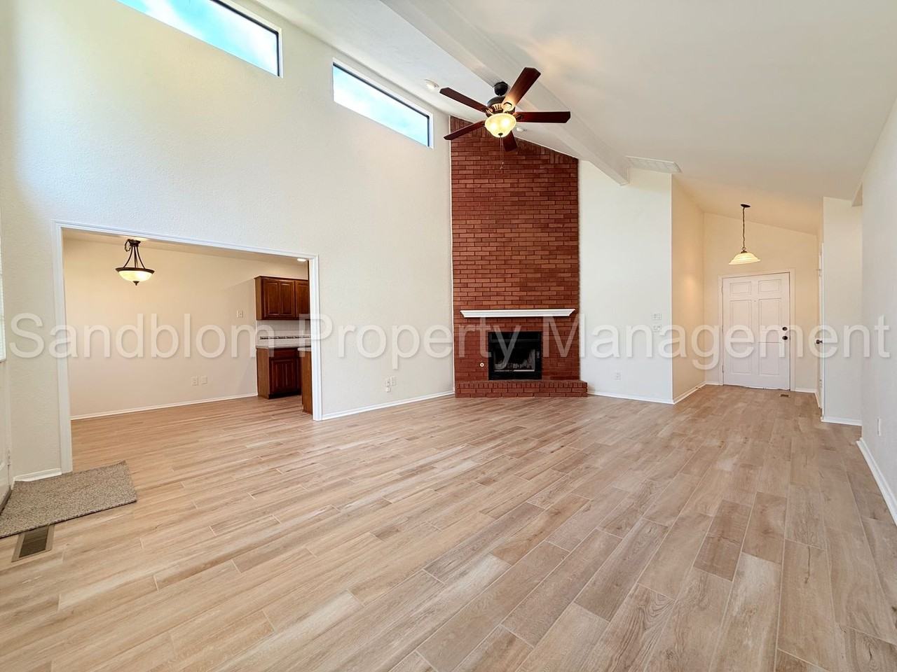 4408 W Princeton St - Photo 4 of 23