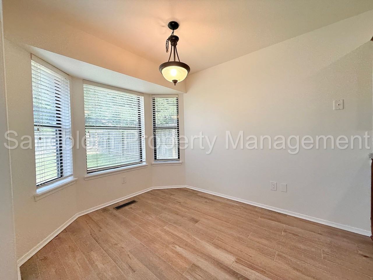4408 W Princeton St - Photo 5 of 23