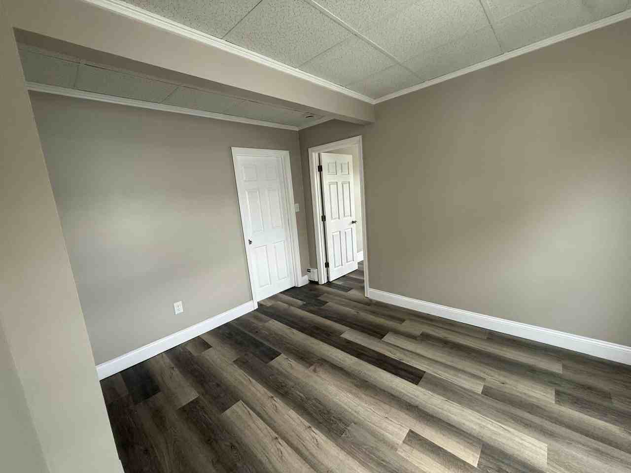 61 Kingston St - Photo 7 of 9