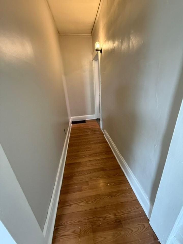 905 W Thrush Ave - Photo 7 of 16
