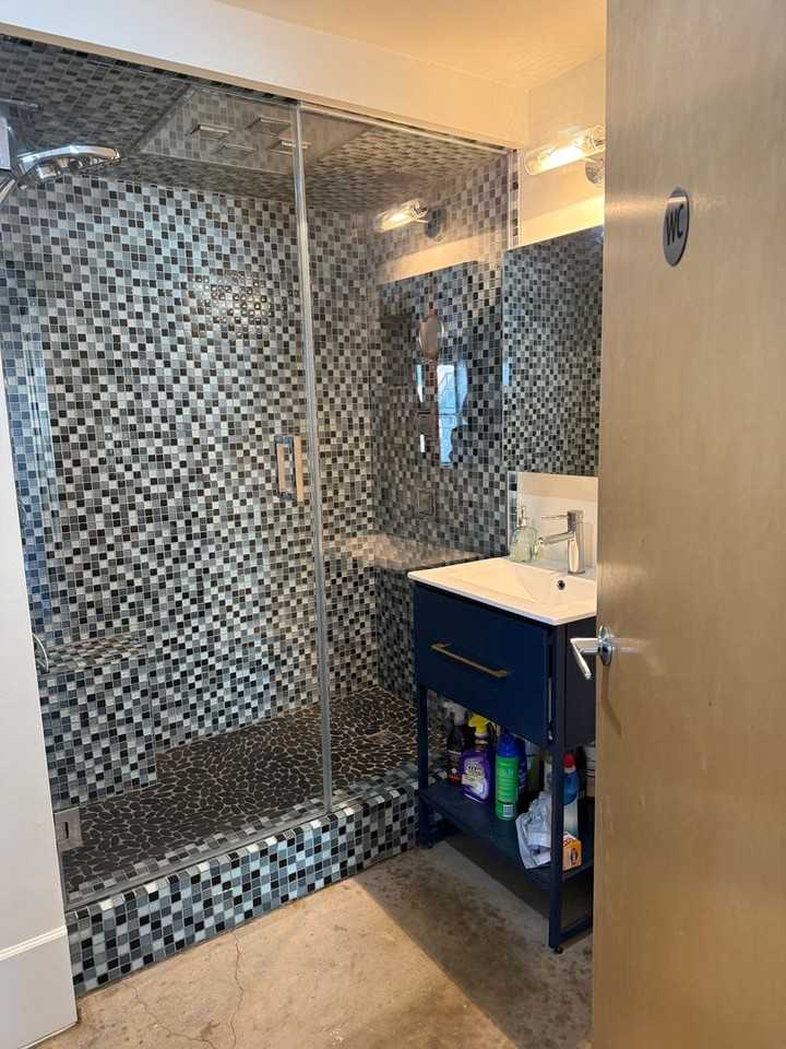 21 Chestnut St - Photo 5 of 10