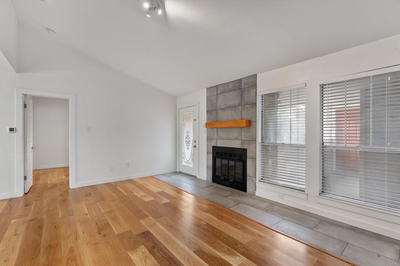 2520 Quarry Rd #306 - Photo 5 of 19
