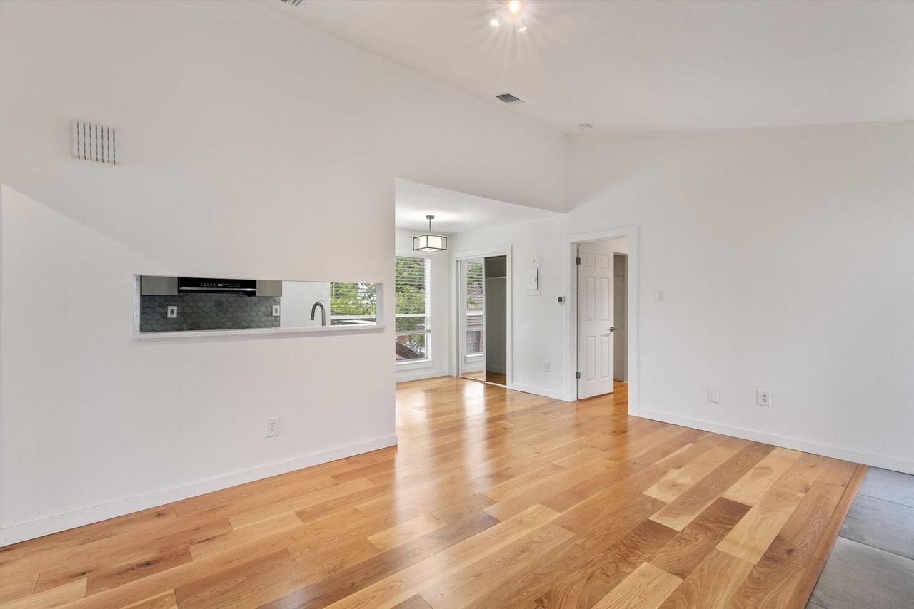2520 Quarry Rd #306 - Photo 6 of 19