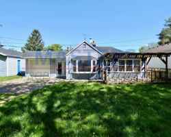 featured image of 1732 Newport Ave