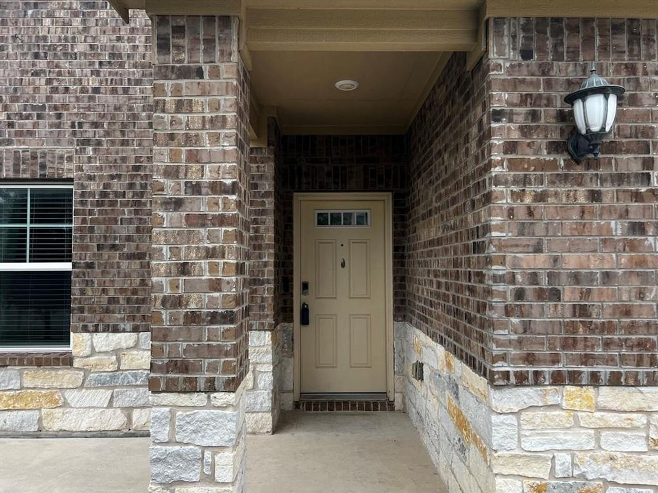 1509 Deering Run - Photo 3 of 40