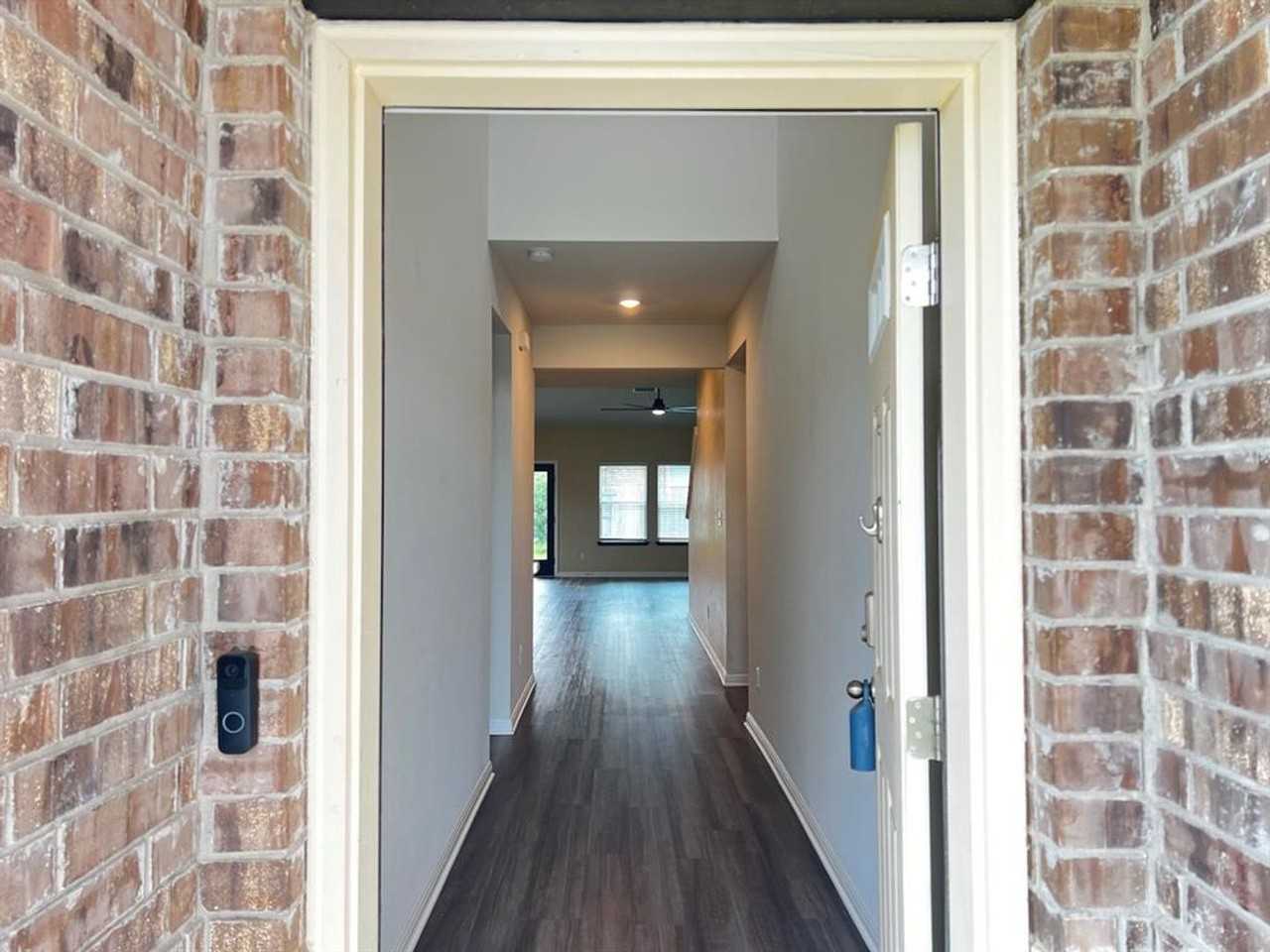 1509 Deering Run - Photo 4 of 40
