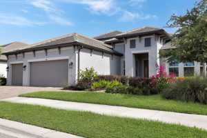 featured image of 6133 Lungo Lago Dr