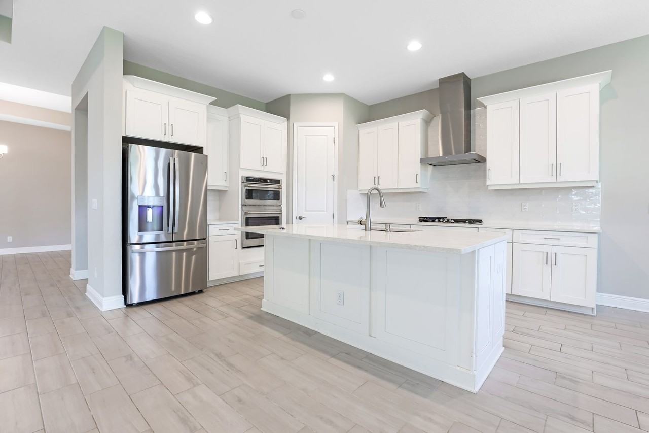 6133 Lungo Lago Dr - Photo 7 of 40