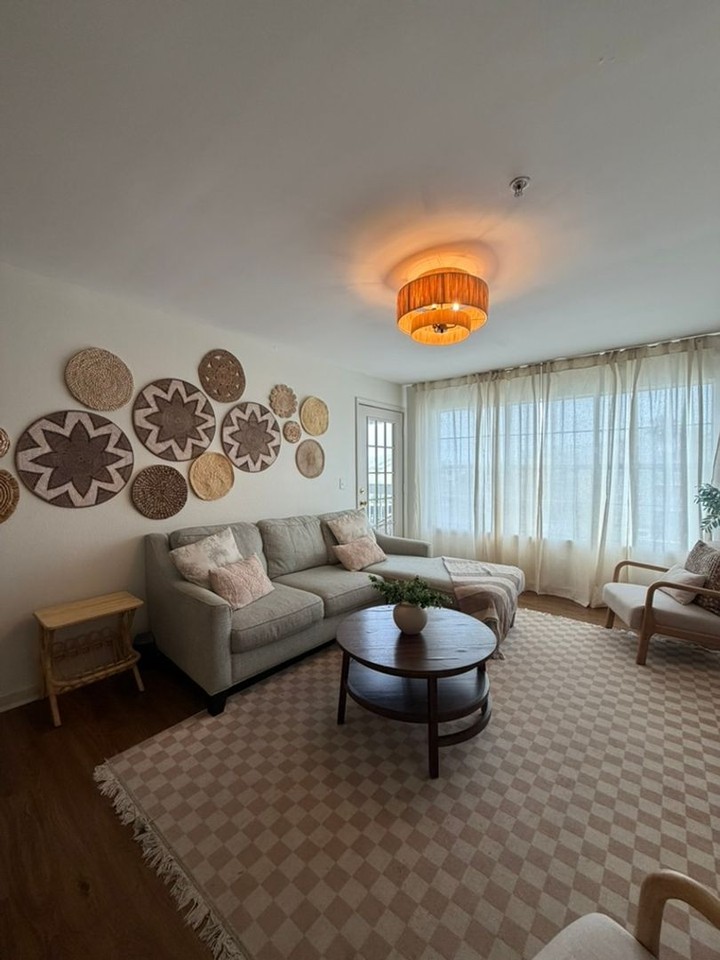 4090 Dancing Cloud Ct - Photo 2 of 28
