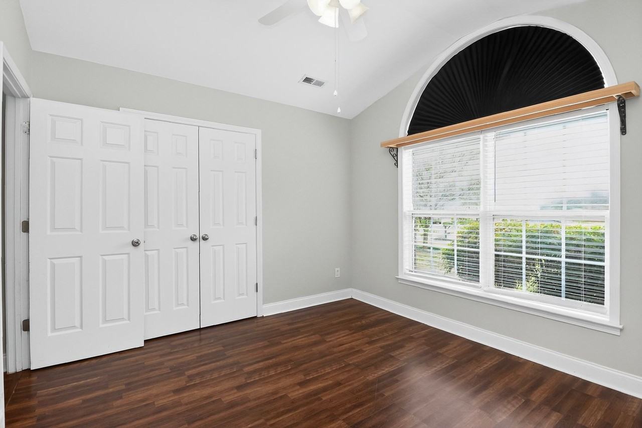 304 Dexter Pl - Photo 7 of 16