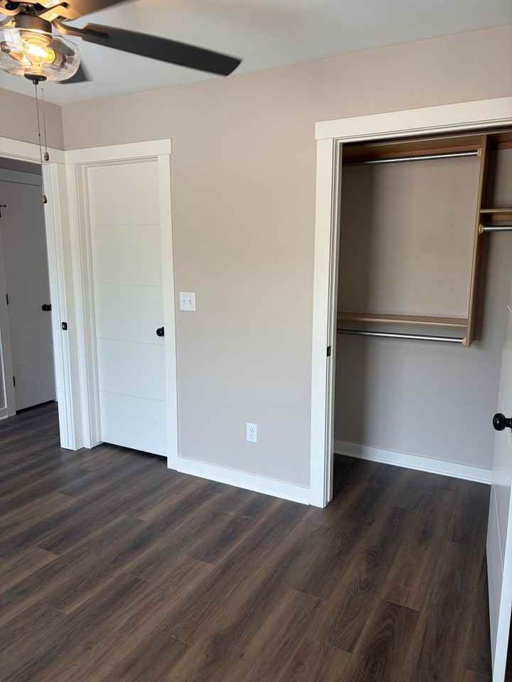 4631 4631 E 45TH ST N CT - Photo 4 of 21