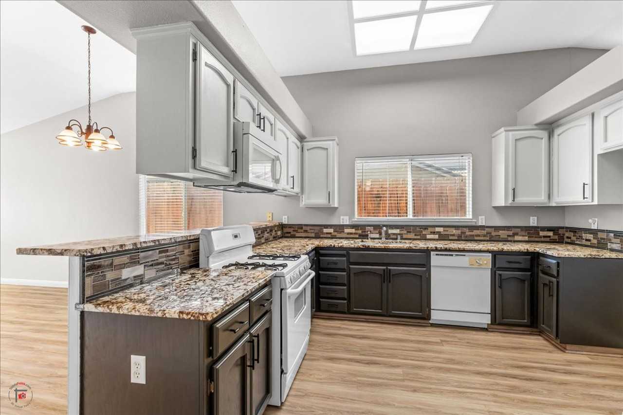 1712 Beethoven Way - Photo 2 of 13