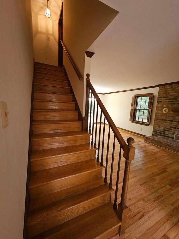 7361 Kalark Ct - Photo 7 of 15