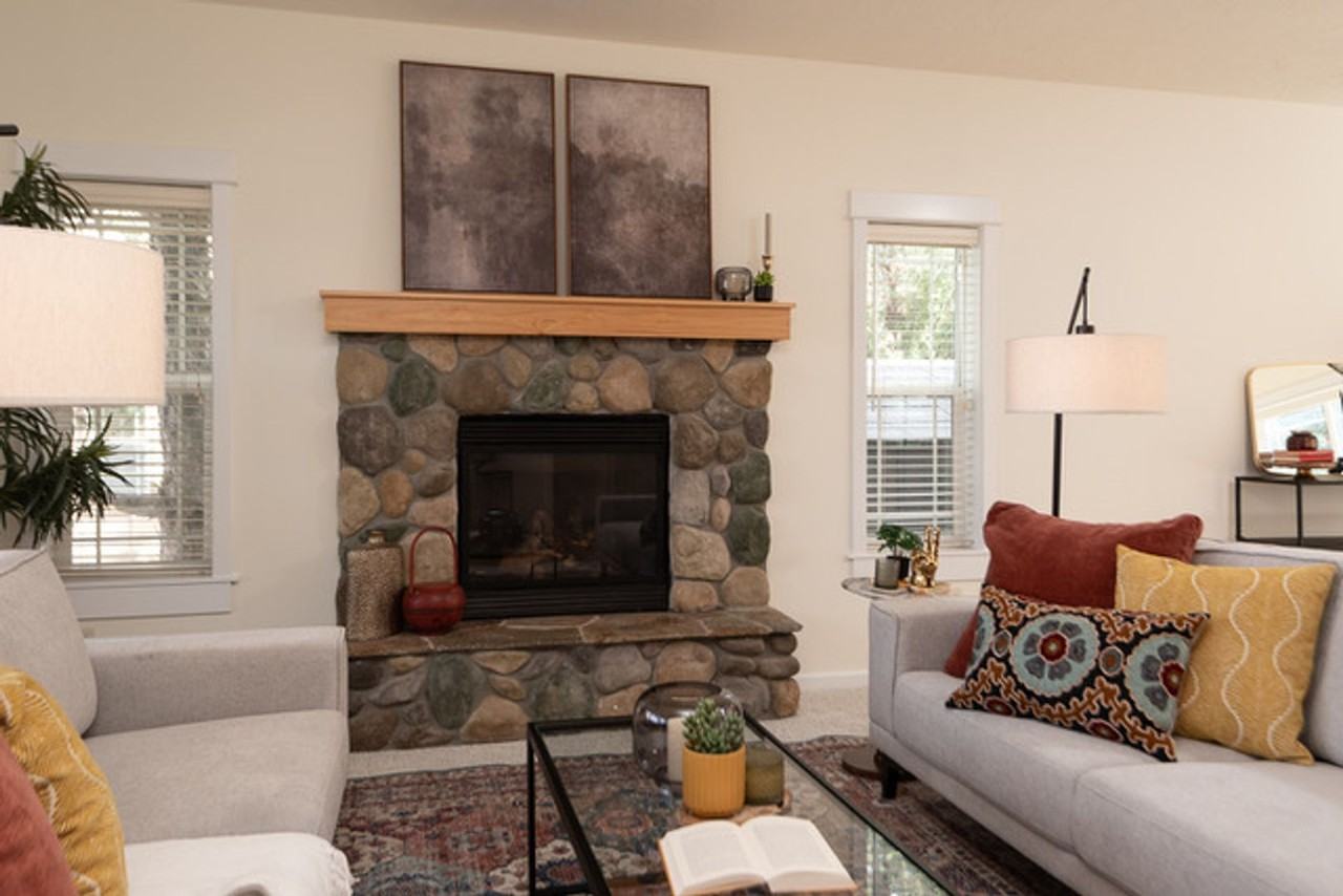 20669 Ne Sierra Dr - Photo 6 of 39