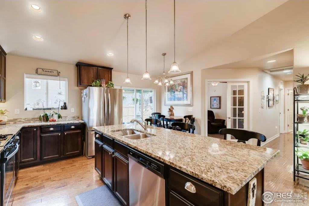 757 Callisto Dr - Photo 3 of 13
