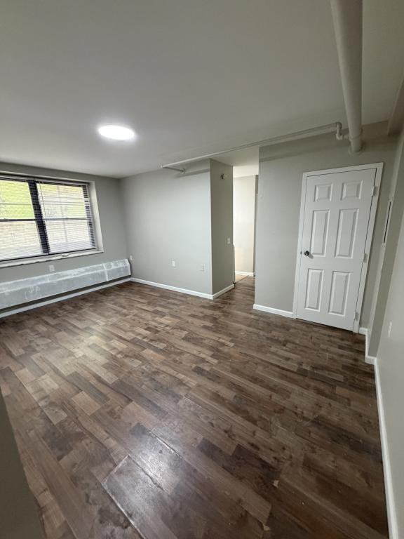 121 Locust St - Photo 5 of 18