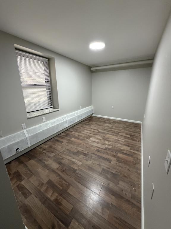 121 Locust St - Photo 6 of 18