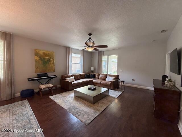 631 Waterside Cir - Photo 7 of 18
