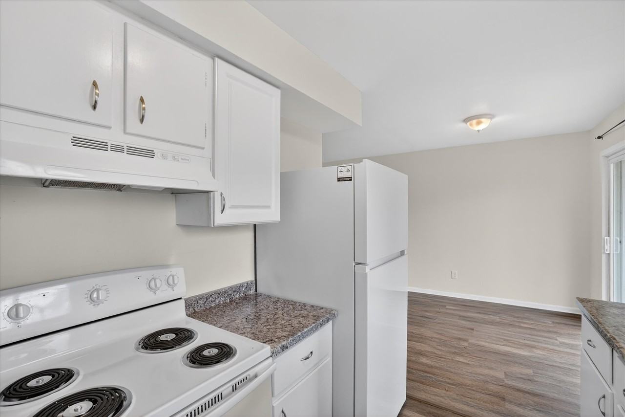 3502 Ridgecliffe Dr #2 - Photo 7 of 19