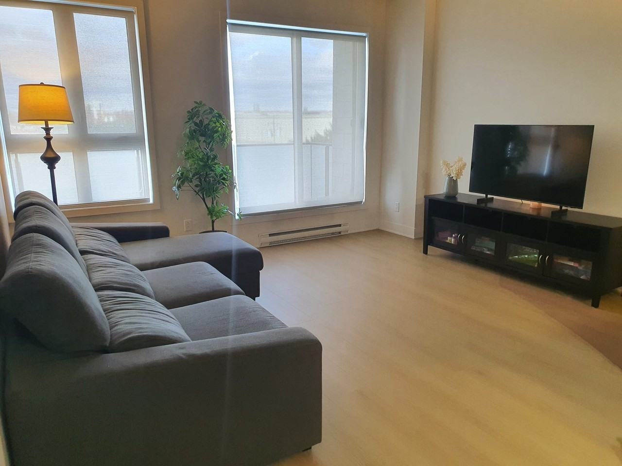 6760 Boulevard Newman #410 - Photo 3 of 8