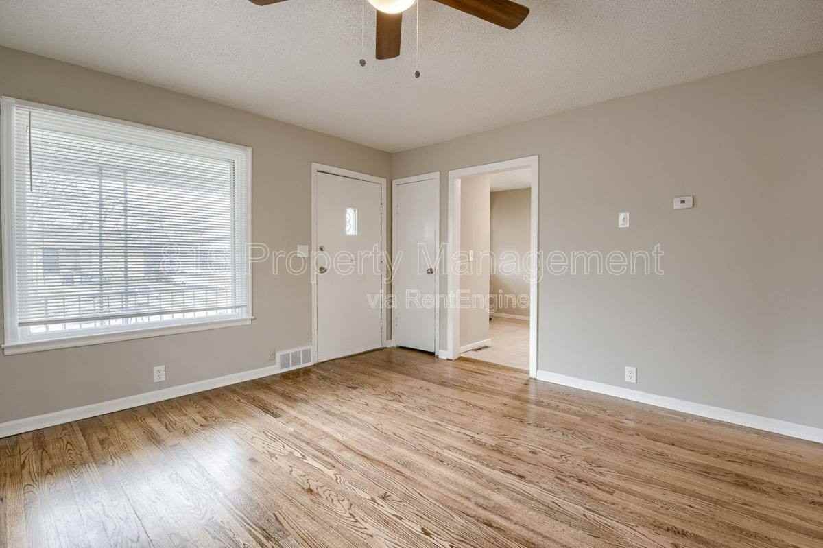 3437 Jackson Ave - Photo 3 of 10