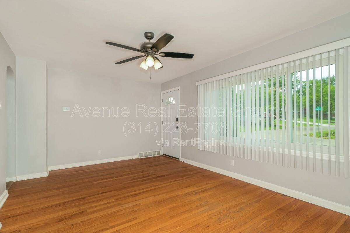 9720 Shuffle Dr - Photo 2 of 9
