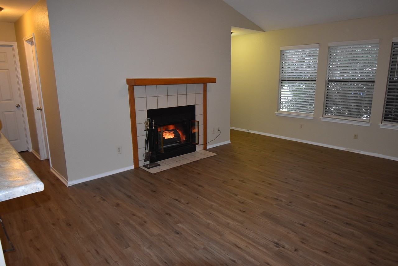 2116 Andover Dr - Photo 5 of 29