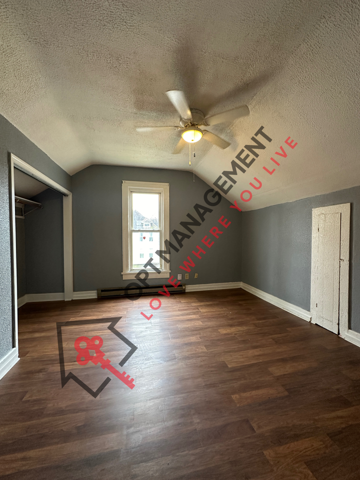 1300 Morton St #A - Photo 4 of 11