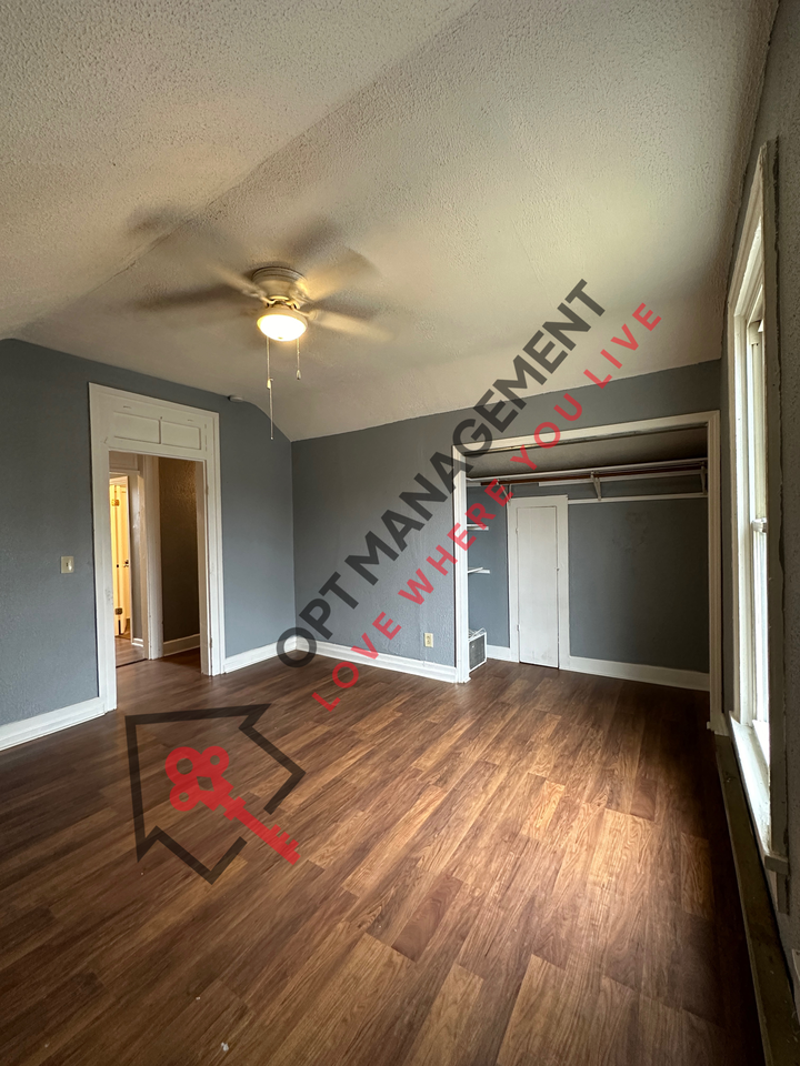 1300 Morton St #A - Photo 5 of 11