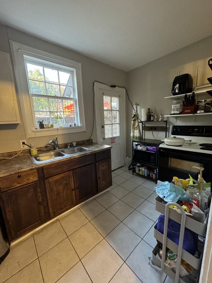 1819 Greene St #1819GREENE - Photo 6 of 12