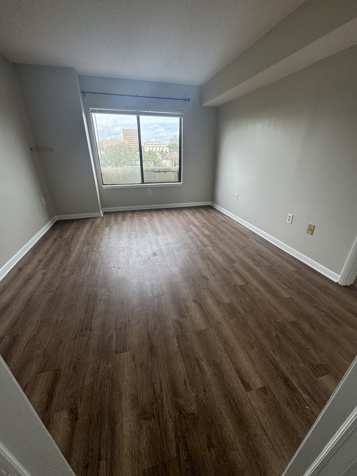 1600 Park Cir #1210 - Photo 7 of 7