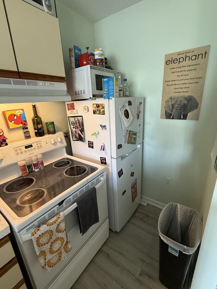 1600 Park Cir #608 - Photo 5 of 8