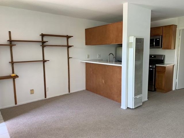 2113 Rose St #1 - Photo 6 of 16