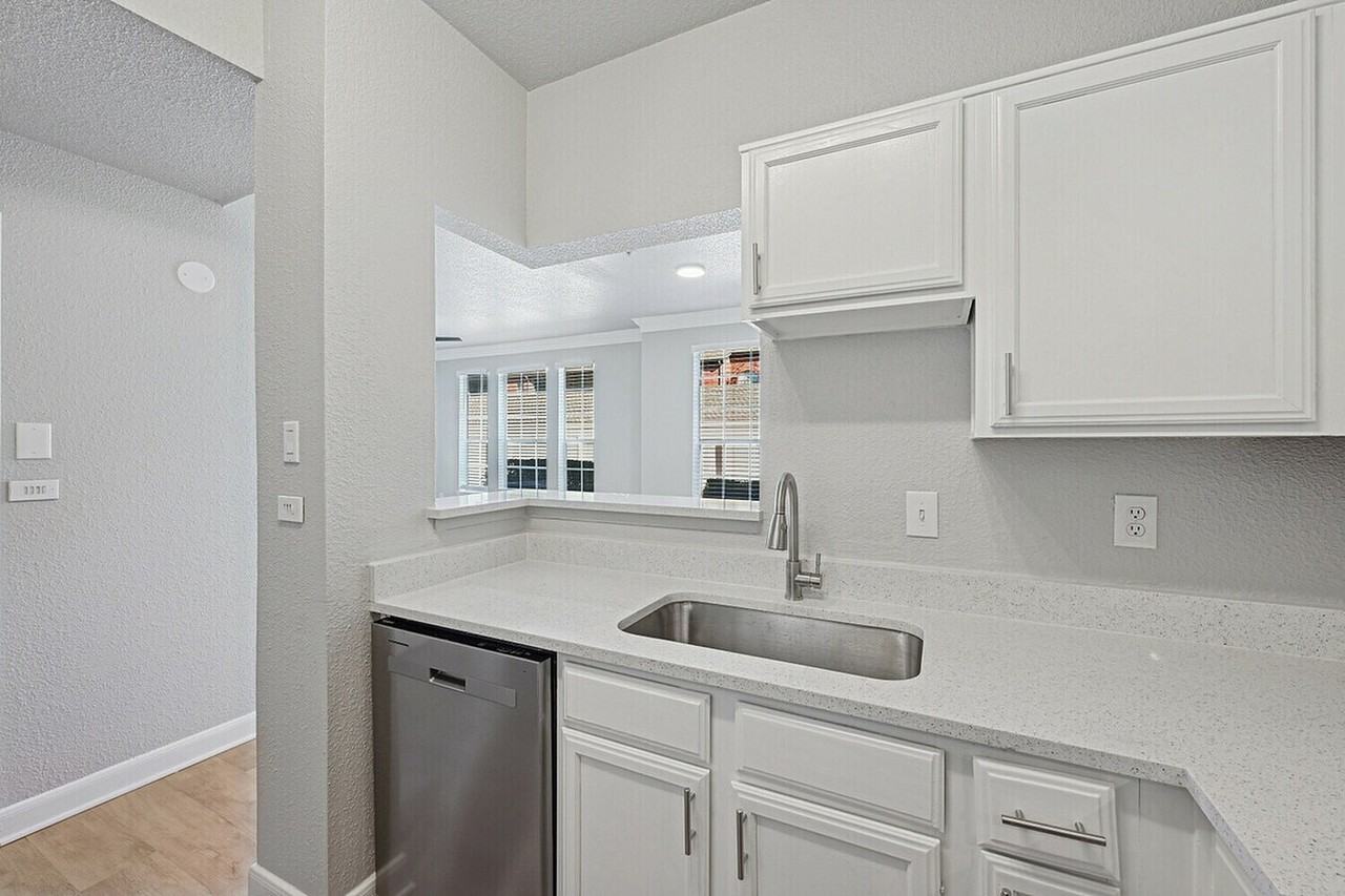 9601 Jones Rd #HRS - Photo 3 of 9