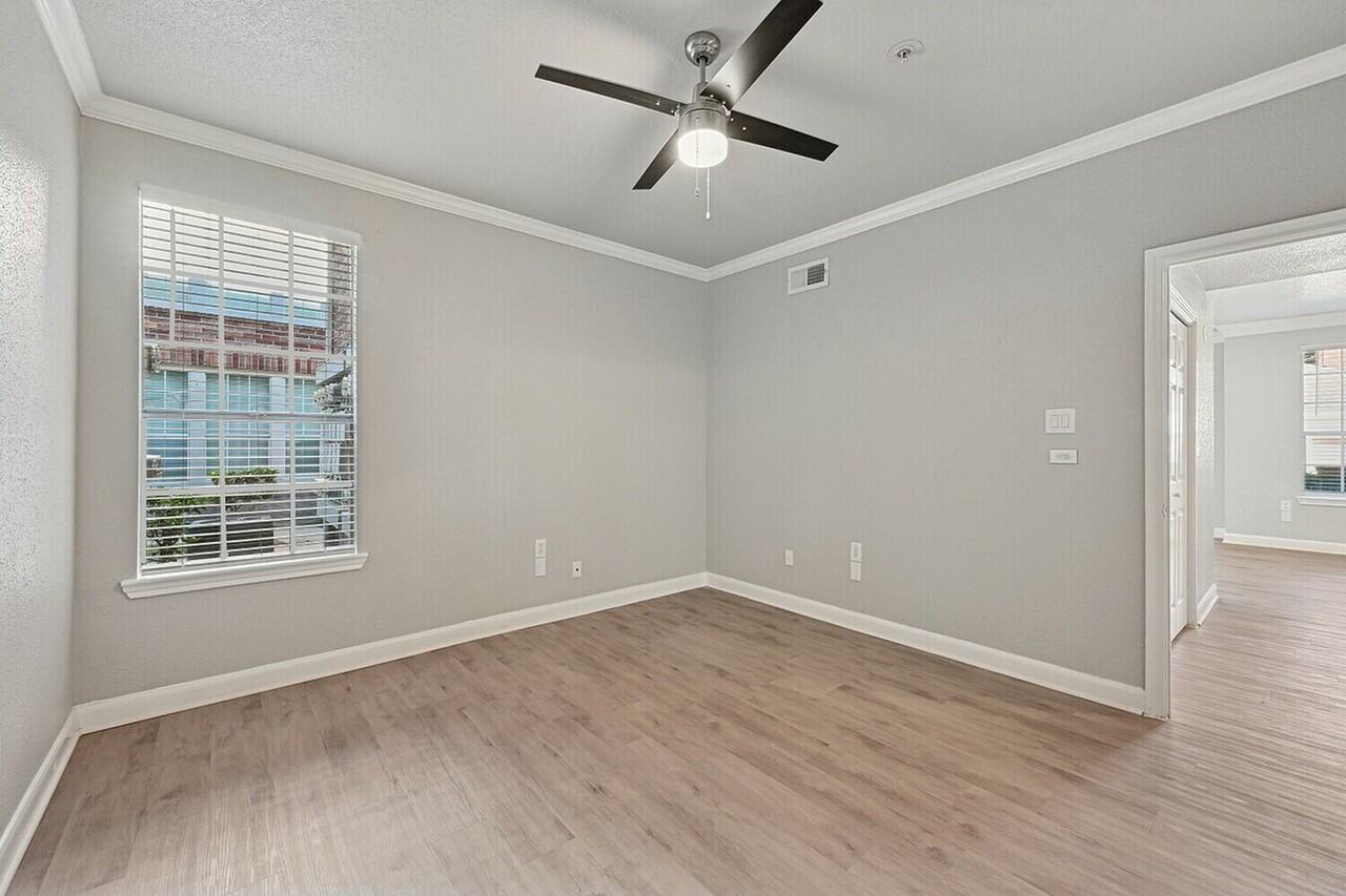 9601 Jones Rd #HRS - Photo 6 of 9