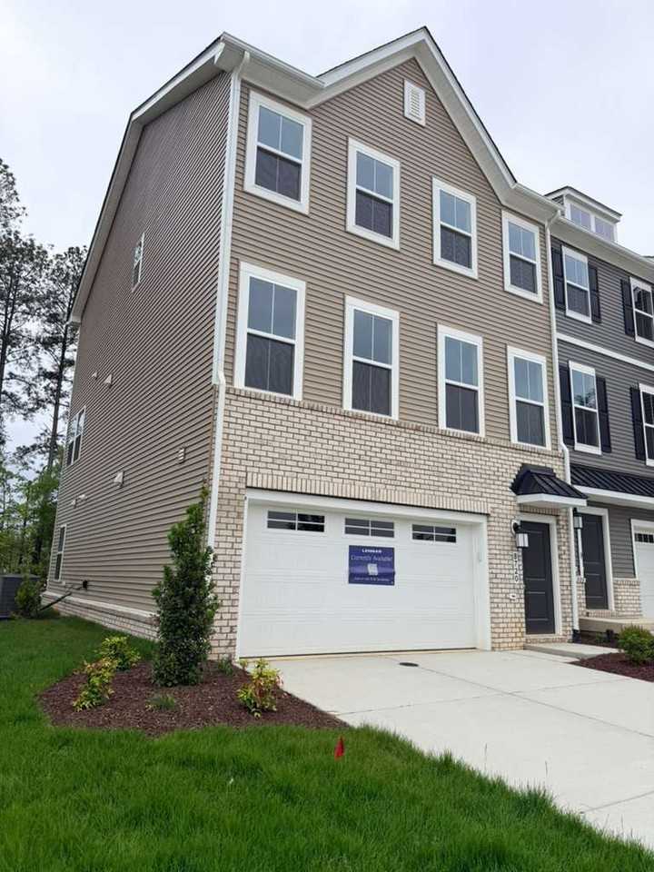 8720 Pioneer Hill Dr #1 - Photo 2 of 3