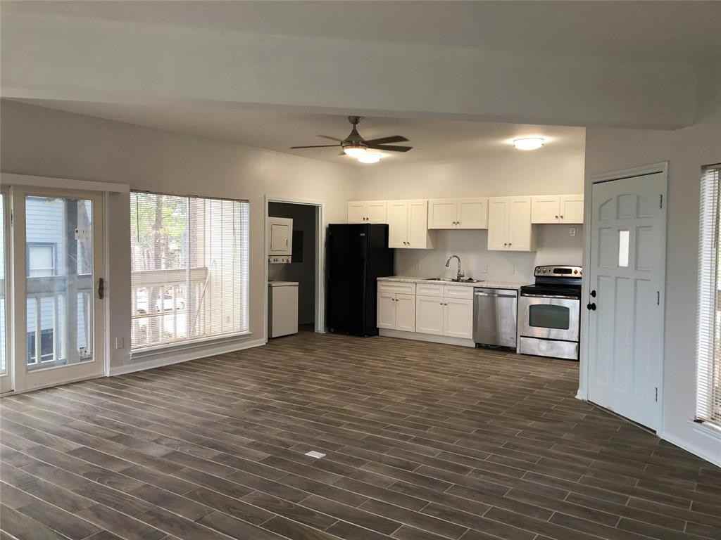 1406 April Villas #C - Photo 3 of 14
