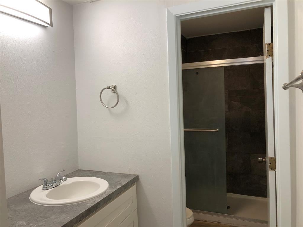 1406 April Villas #C - Photo 6 of 14