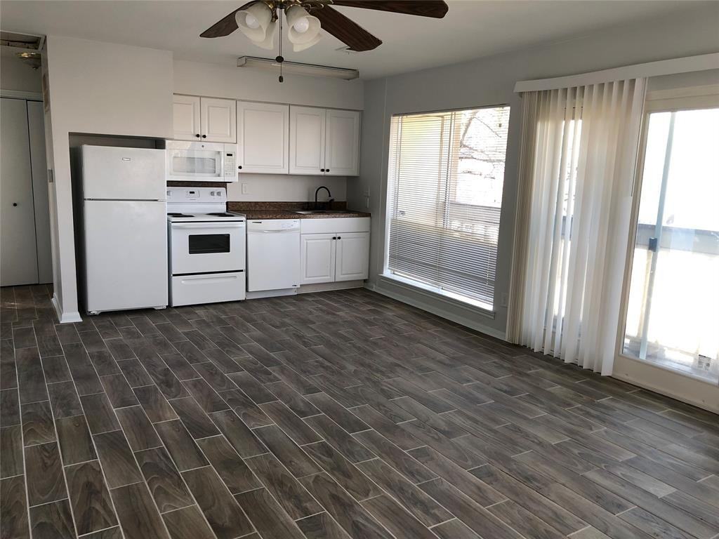 1406 April Villas #C - Photo 7 of 14
